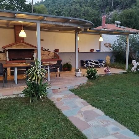 Villa Remetzo 斯卡拉伯塔麦斯 外观 照片